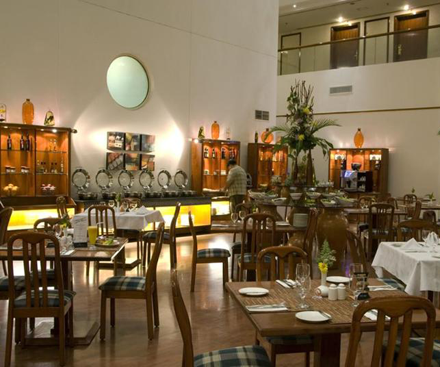 Cinnamon Cafe